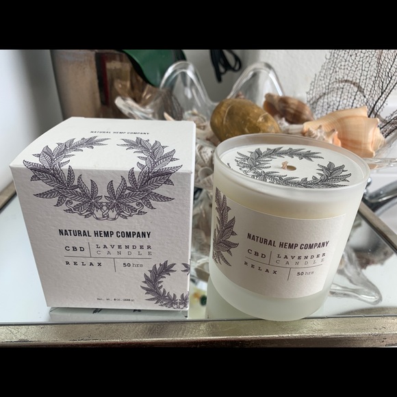 Lavender Relax candle🌿 - Picture 1 of 3